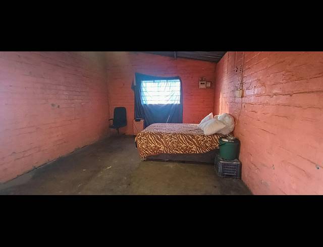1 BEDROOM HOUSE FOR SALE IN TSHEPISONG